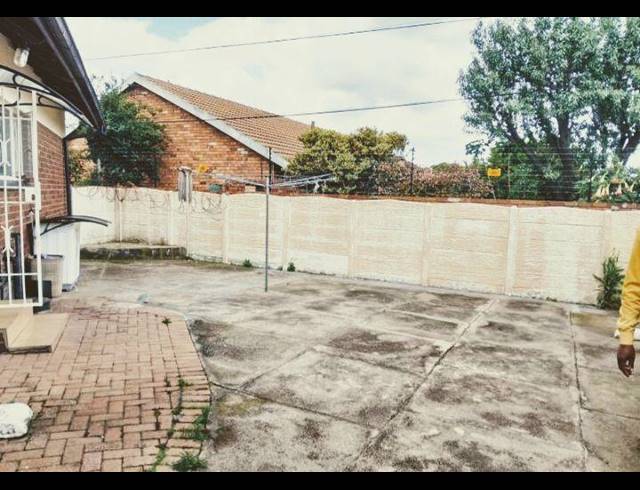 3 BEDROOM HOUSE FOR SALE IN LINMEYER